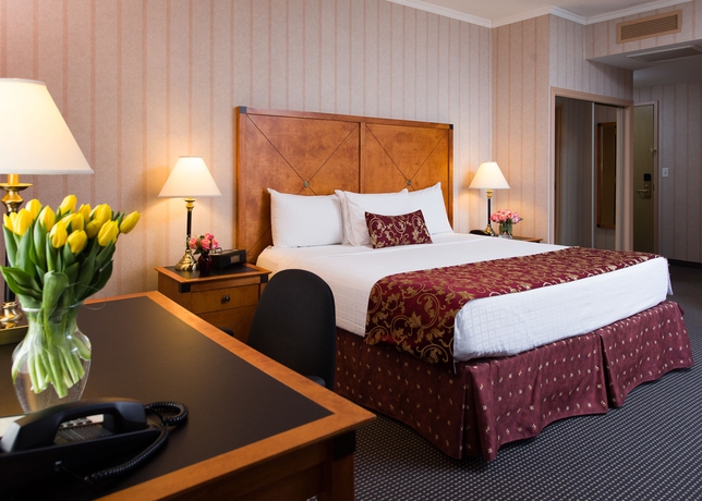 Imagen de los interiores del Hotel Lord Elgin. Foto 13