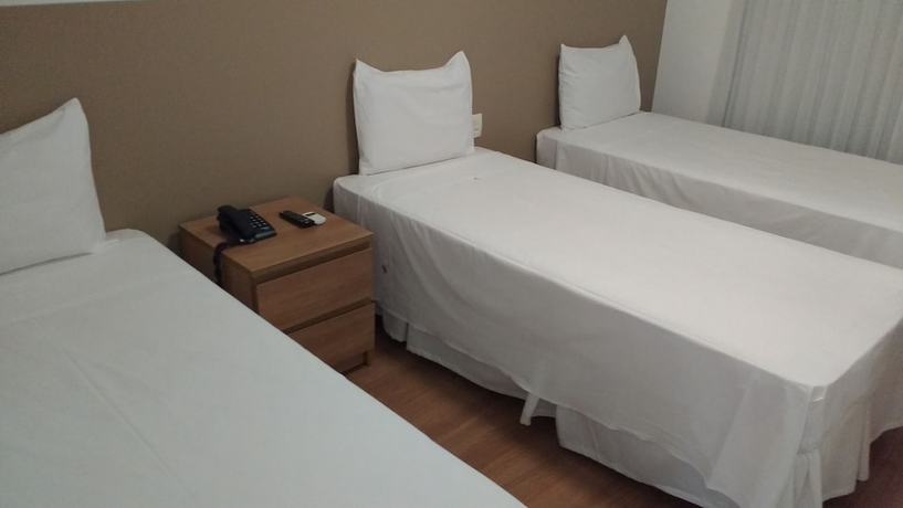 Imagen de la habitación del Hotel Lord. Foto 8