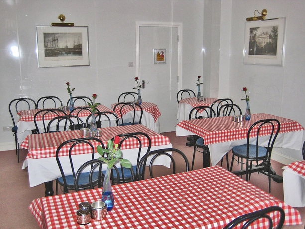 Imagen del bar/restaurante del Hotel Lord Kensington. Foto 3