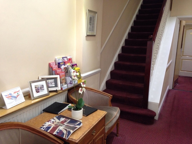 Imagen de los interiores del Hotel Lord Kensington. Foto 18