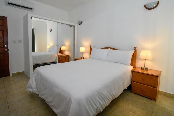Imagen general del Hotel Lord Nelson and Residences. Foto 4