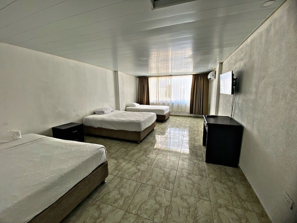 Imagen de la habitación del Hotel Lord Pierre. Foto 3