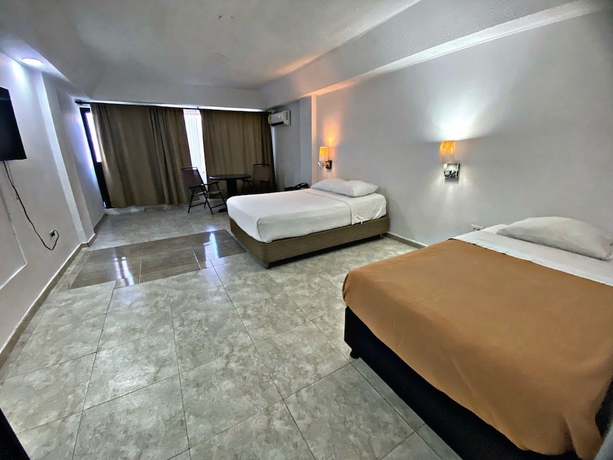 Imagen de la habitación del Hotel Lord Pierre. Foto 9