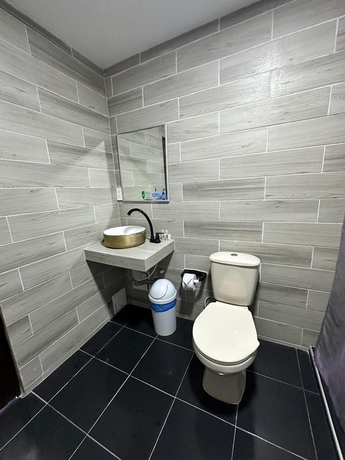 Imagen de la habitación del Hotel Lord Pierre. Foto 12