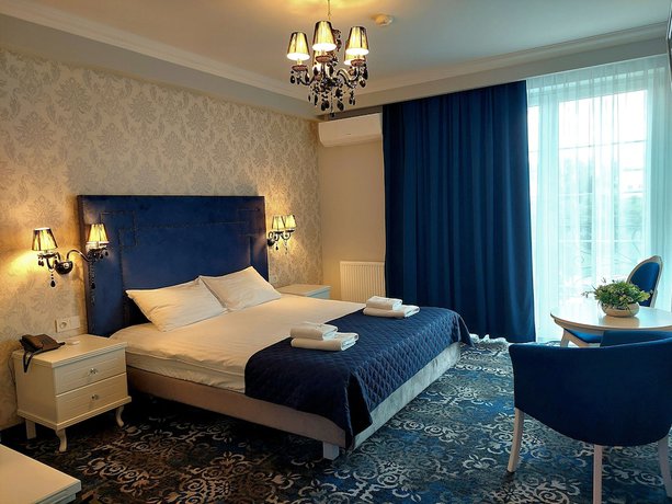 Imagen de la habitación del Hotel Lord Radom. Foto 10