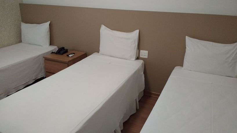 Imagen de la habitación del Hotel Lord, Vespasiano. Foto 3