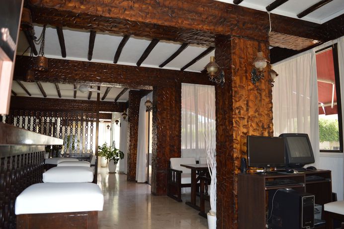 Imagen de los interiores del Hotel Lordos Apartments. Foto 16