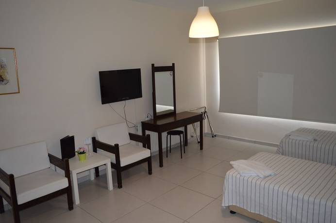 Imagen de la habitación del Hotel Lordos Apartments. Foto 3