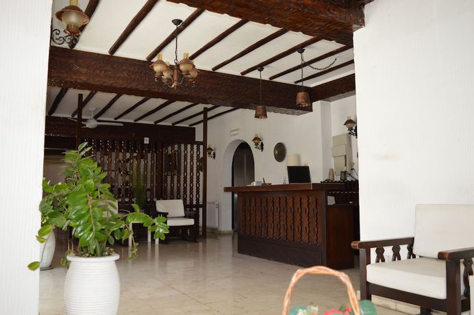 Imagen de los interiores del Hotel Lordos Apartments. Foto 20