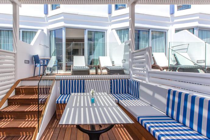 Imagen de los exteriores del Hotel Lordos Beach. Foto 8