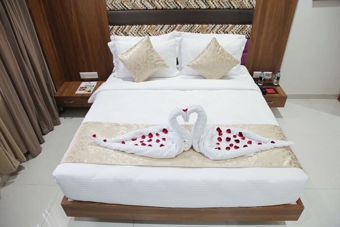 Imagen de la habitación del Hotel Lords Eco Inn Ambaji. Foto 14
