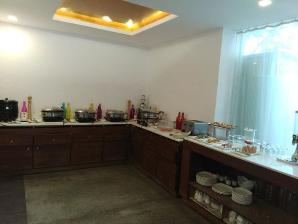 Imagen del bar/restaurante del Hotel Lords Eco Inn Bengaluru Jayanagar. Foto 4