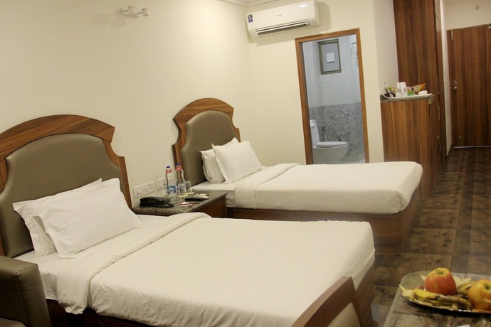 Imagen de la habitación del Hotel Lords Eco Inn, Gandhidham. Foto 3