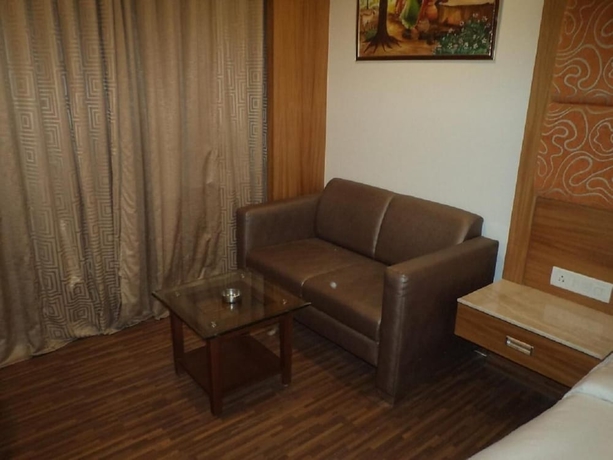 Imagen de la habitación del Hotel Lords Eco Inn, Gandhidham. Foto 8