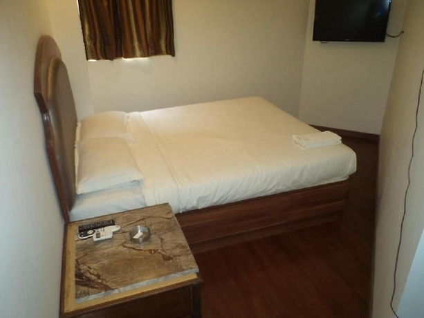 Imagen de la habitación del Hotel Lords Eco Inn, Gandhidham. Foto 10