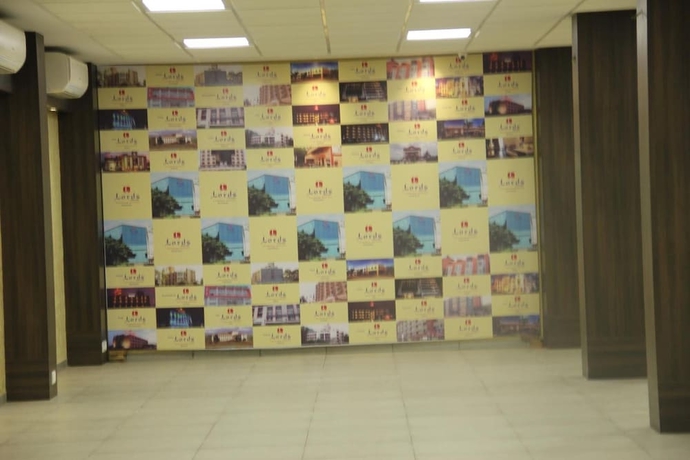 Imagen de los interiores del Hotel Lords Eco Inn, Gandhidham. Foto 19