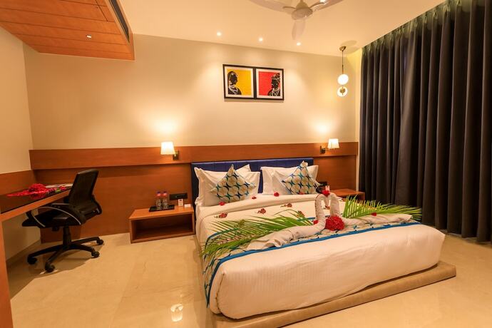Imagen de la habitación del Hotel Lords Eco Inn Jamnagar. Foto 15