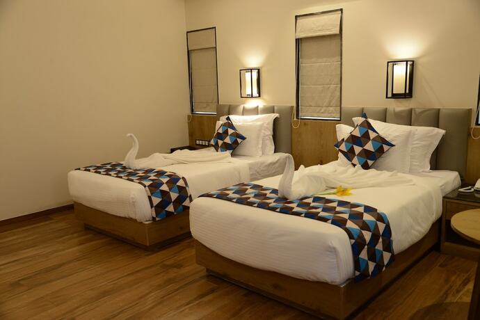 Imagen de la habitación del Hotel Lords Inn Jamnagar. Foto 9