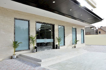 Imagen de los interiores del Hotel Lords Inn Jodhpur. Foto 10