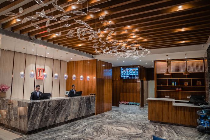 Imagen de los interiores del Hotel Lords Inn Rajkot. Foto 13