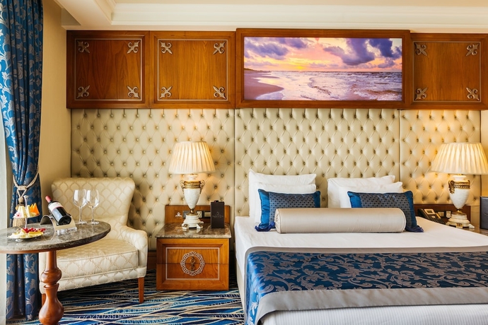 Imagen de la habitación del Hotel Lords Palace. Foto 3