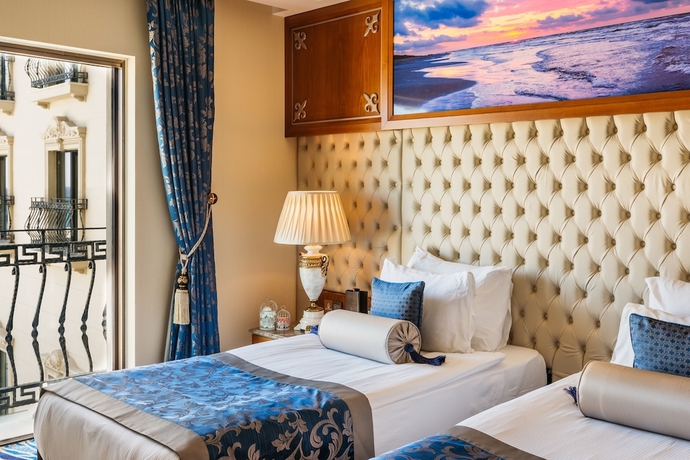Imagen de la habitación del Hotel Lords Palace. Foto 4