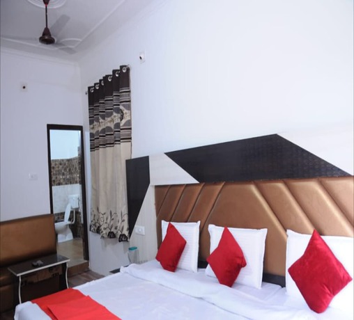 Imagen de la habitación del Hotel Lords Paradise. Foto 6