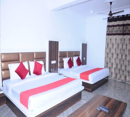 Imagen de la habitación del Hotel Lords Paradise. Foto 8