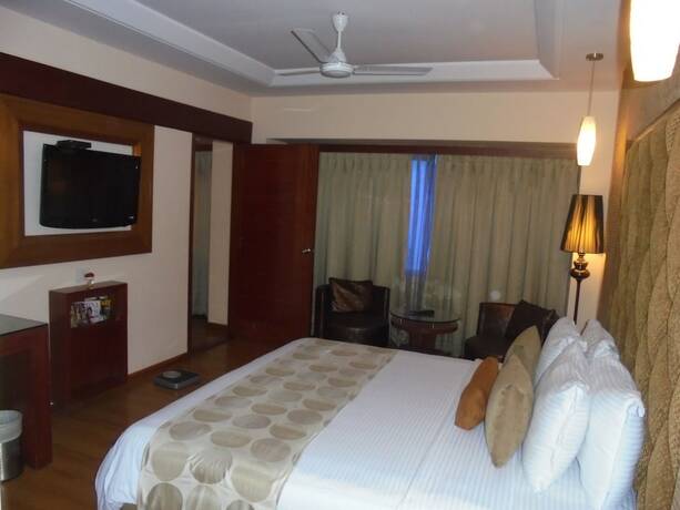 Imagen general del Hotel Lords Plaza, Ankleshwar. Foto 11