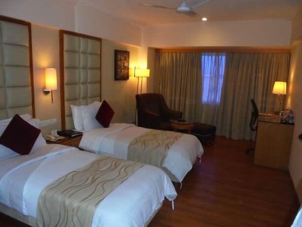 Imagen de la habitación del Hotel Lords Plaza, Ankleshwar. Foto 15