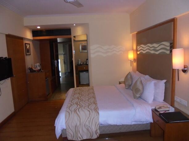 Imagen de la habitación del Hotel Lords Plaza, Ankleshwar. Foto 17