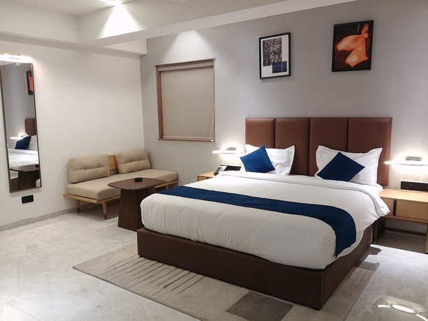 Imagen de la habitación del Hotel Lords Studio Inn, Jamnagar. Foto 2