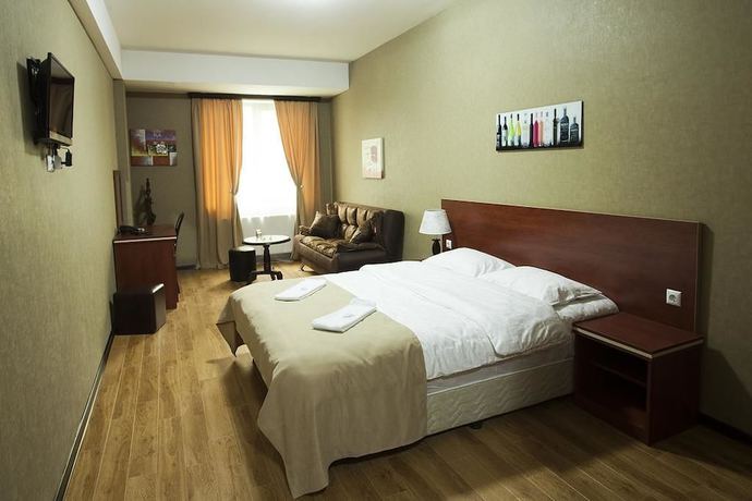 Imagen de la habitación del Hotel Lords, Tbilisi. Foto 6