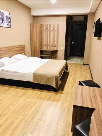 Imagen de la habitación del Hotel Lords, Tbilisi. Foto 7