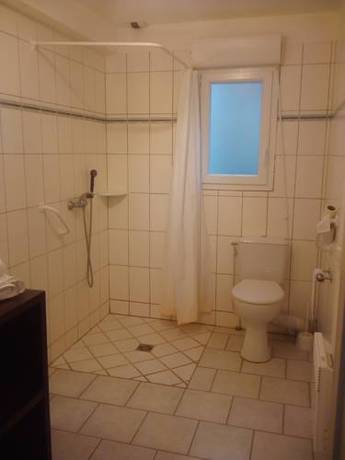 Imagen de la habitación del Hotel L'orée Des Châteaux. Foto 7