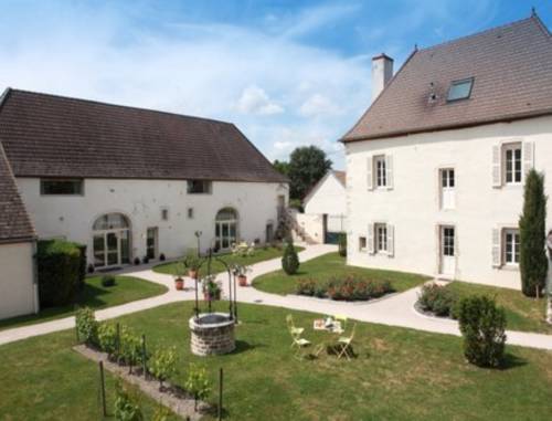 Imagen de los exteriores del Hotel L'or&eacute;e Des Vignes. Foto 16