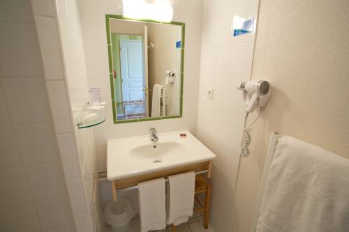 Imagen de la habitación del Hotel L'or&eacute;e Des Vignes. Foto 5