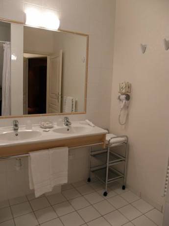 Imagen de la habitación del Hotel L'or&eacute;e Des Vignes. Foto 14