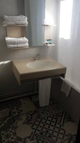 Imagen de la habitación del Hotel L'orée Du Bois. Foto 3