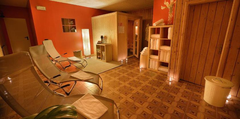 Imagen de los interiores del Hotel Loredana. Foto 12