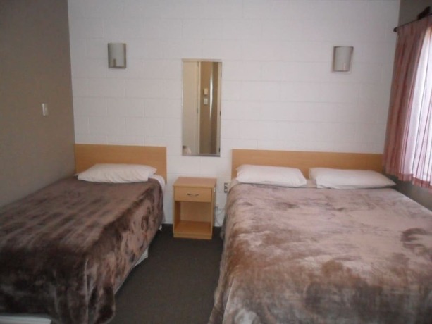 Imagen de la habitación del Hotel Loredo Motel. Foto 15