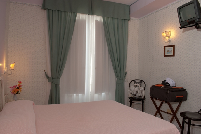 Imagen de la habitación del Hotel Loreley, Ischia. Foto 5