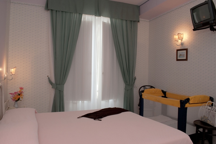 Imagen de la habitación del Hotel Loreley, Ischia. Foto 7