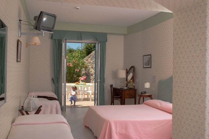 Imagen de la habitación del Hotel Loreley, Ischia. Foto 11