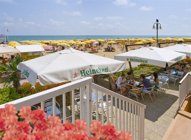 Imagen del bar/restaurante del Hotel Loreley, Lido Di Jesolo. Foto 6