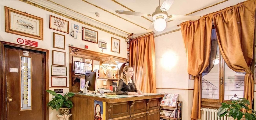 Imagen de los interiores del Hotel Lorena, Florencia. Foto 12