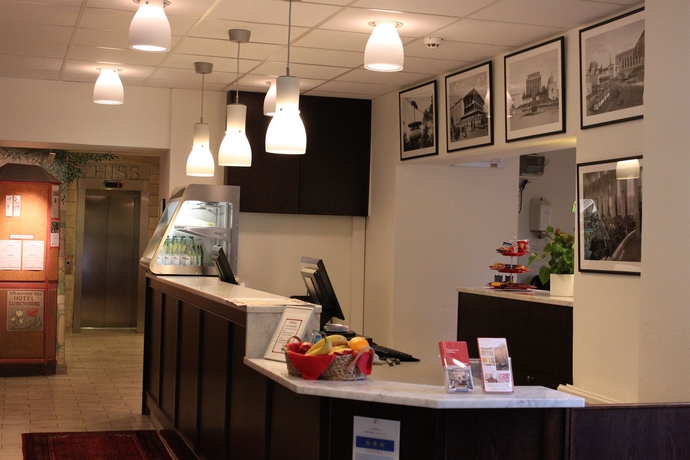 Imagen de los interiores del Hotel Lorensberg. Foto 14