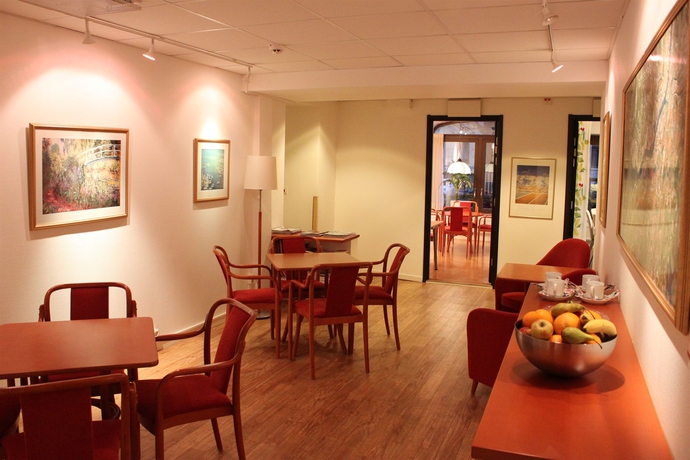 Imagen de los interiores del Hotel Lorensberg. Foto 16