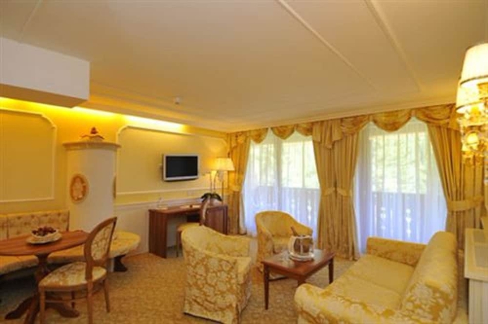 Imagen de la habitación del Hotel Lorenzetti. Foto 15