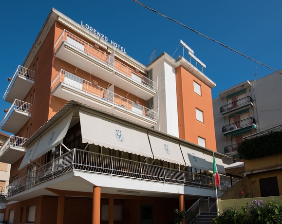 Imagen general del Hotel Lorenzo, CELLE LIGURE. Foto 1